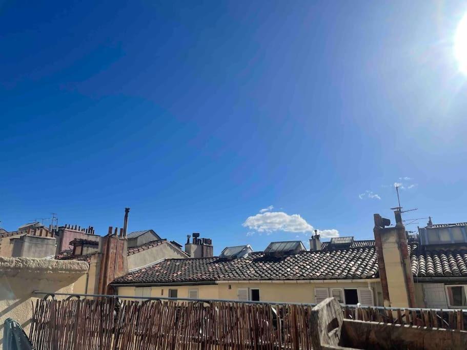 Petit Nid Plein Soleil Avec Terrasse * Marseille