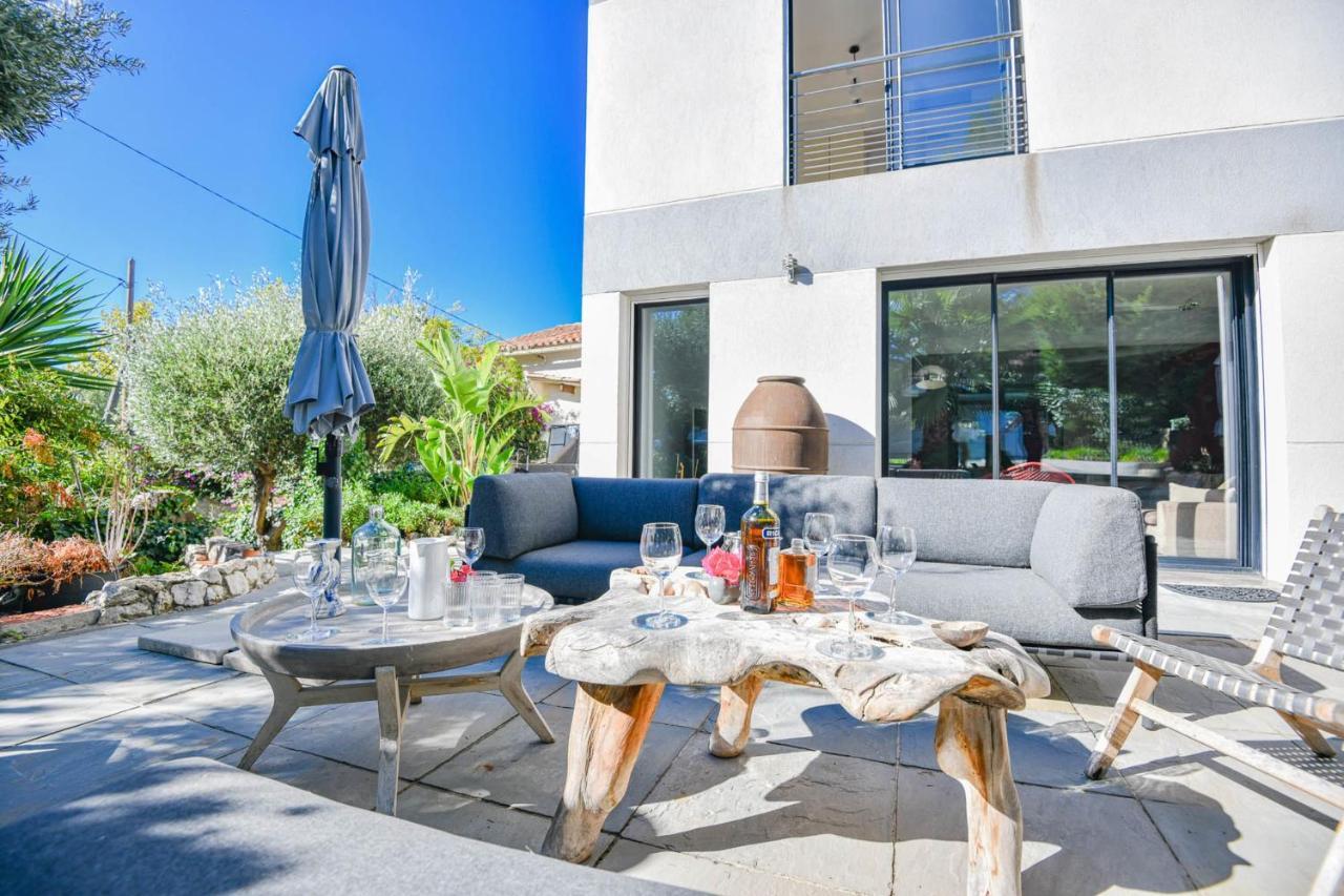 Notre-dame - Piscine Parking 4 *