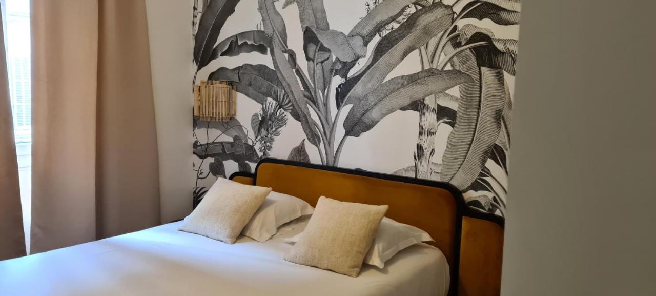 Le M Hotel