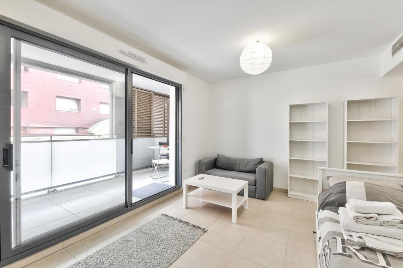 T1 Avec Terrasse Vue Sur La Major Appartement