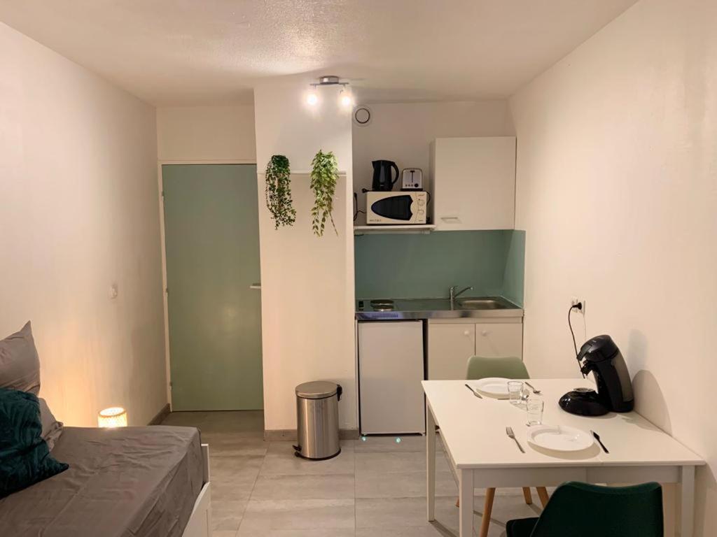 Equipe A 6 Minutes De La Gare St Charles Apartamento