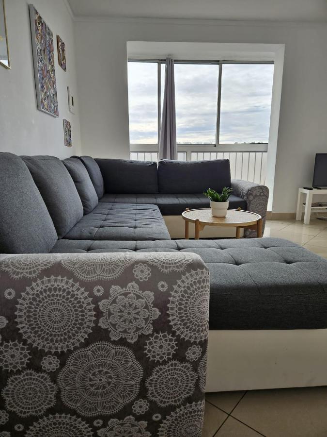 Spacieux Securisee, Garage Appartement
