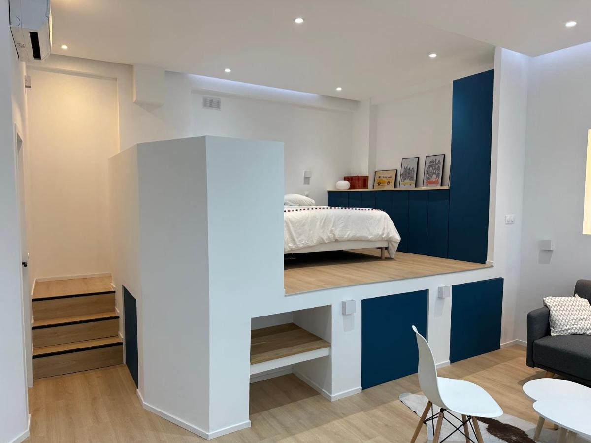 Et Refait A Neuf Avec Terrasse Marseille