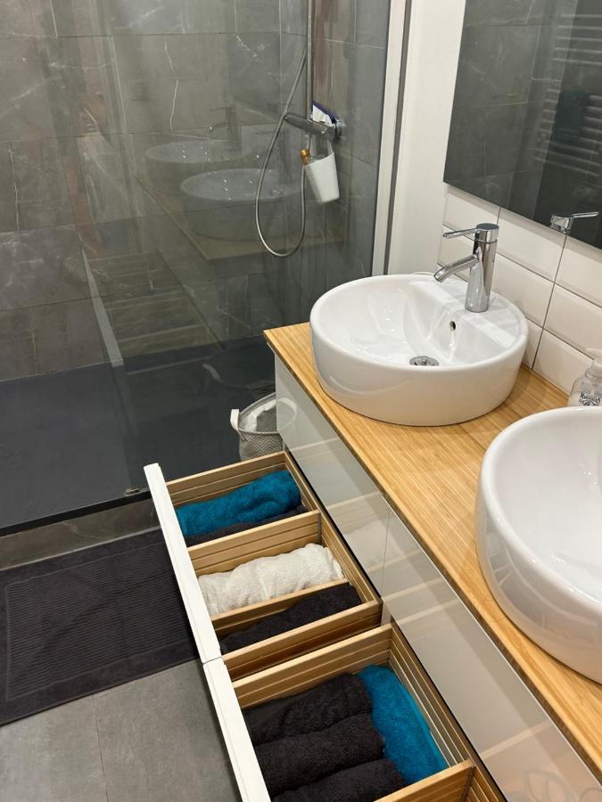 Appartement Centre Ville, Vieux Port 65m2