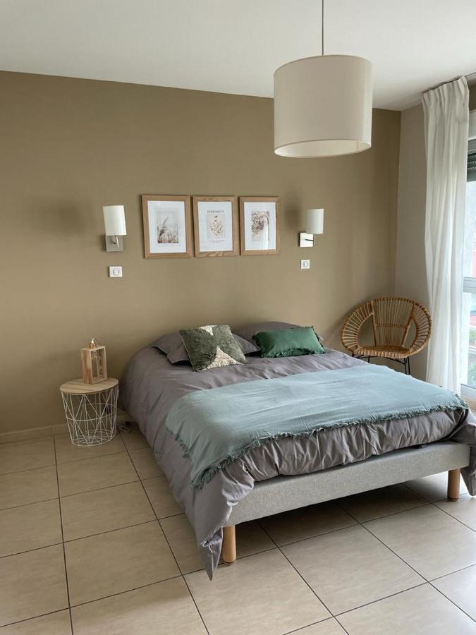 Appartement De *