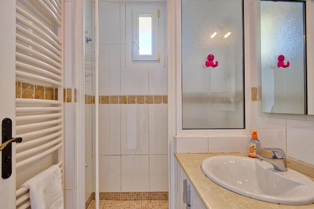 T4 Avec 3 Et Balcon A Mazargues Apartment *