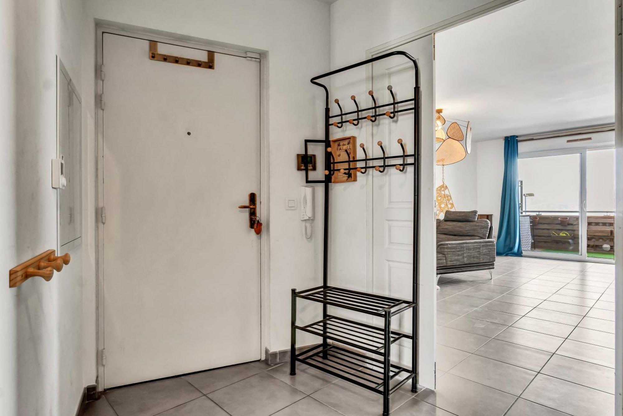 Homestay In With Seaview
