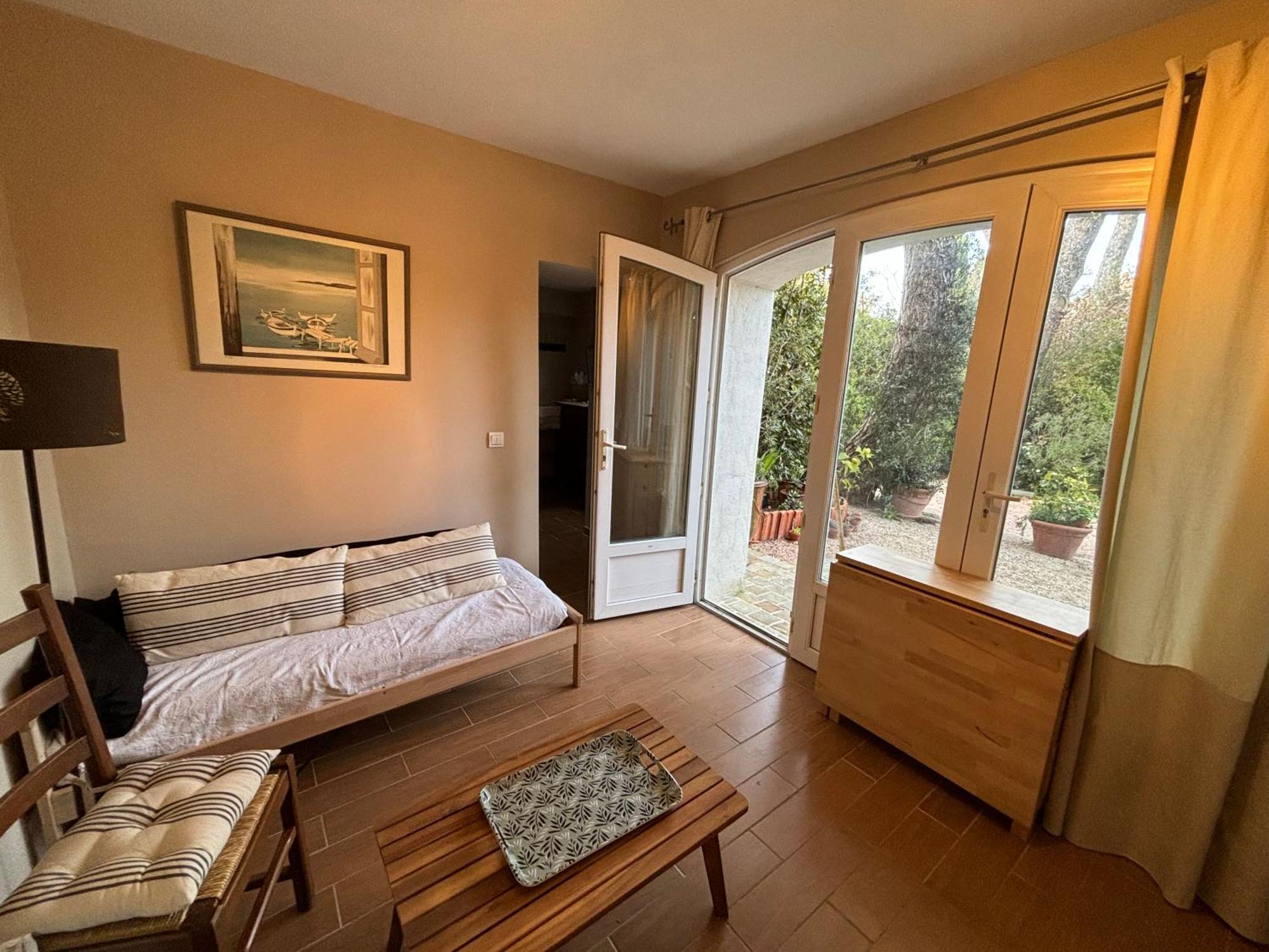 28 M2 Minimum 3 Nuits * Marseille