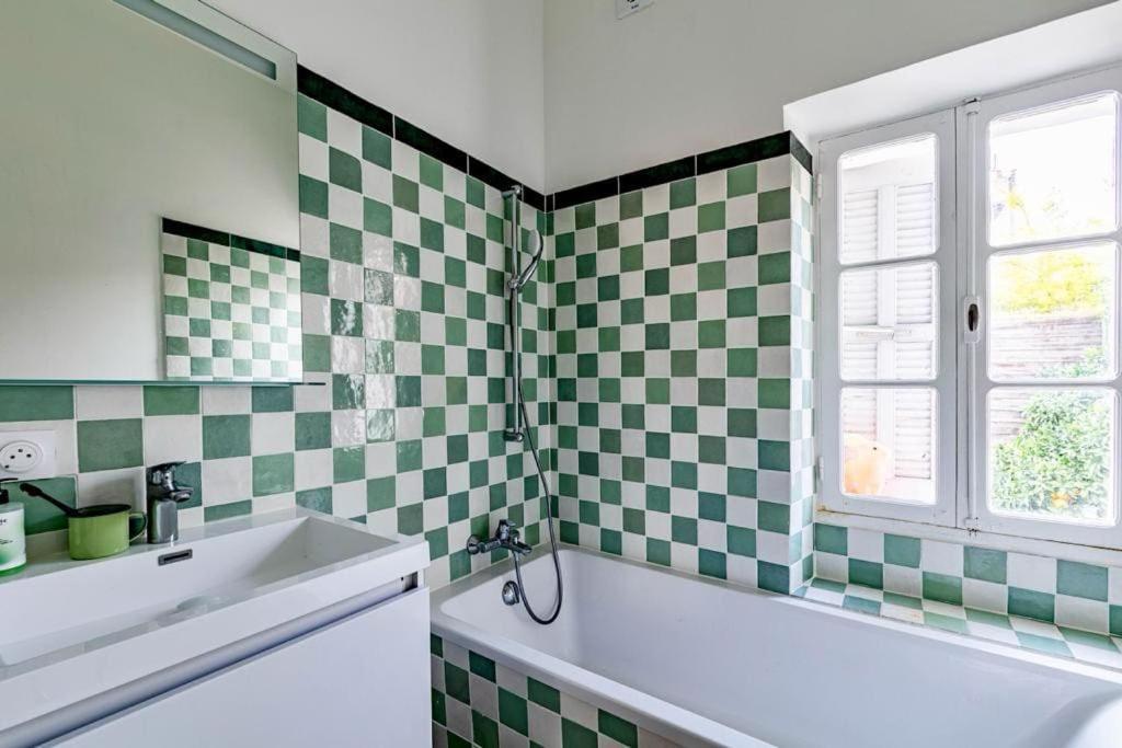 Castellane, T3. Tranquillite Et Charme Apartment