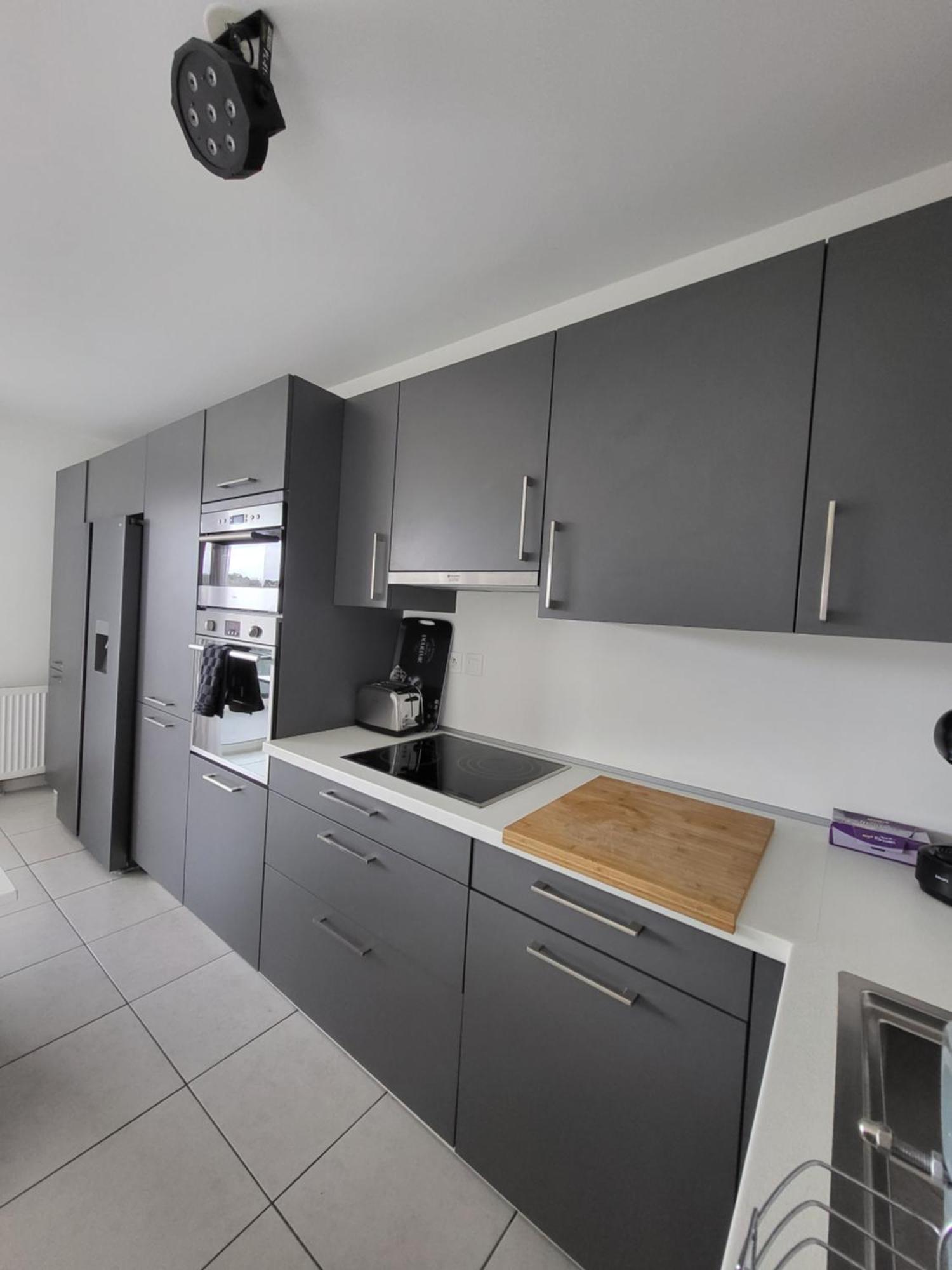 T3 Spacieux Et Paisible Avec Deux Places Parking Proche Vieux Port Apartamento