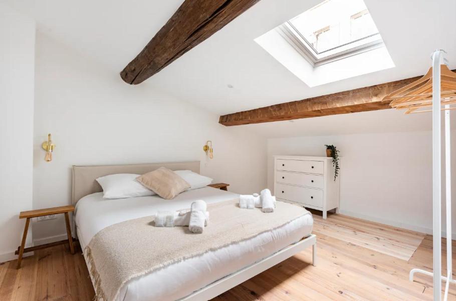 Apartment {st Fee Sur Les Toits} * Plein Centre * Clim