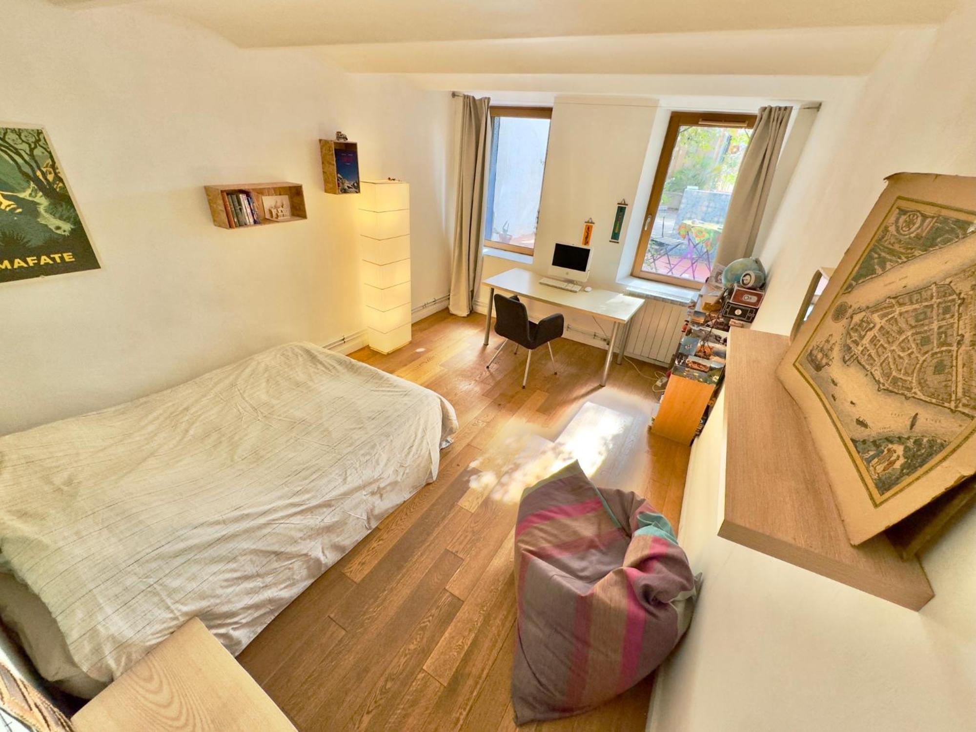 Holiday home Piscine & Sauna Maison Classee Au Coeur De Marseille