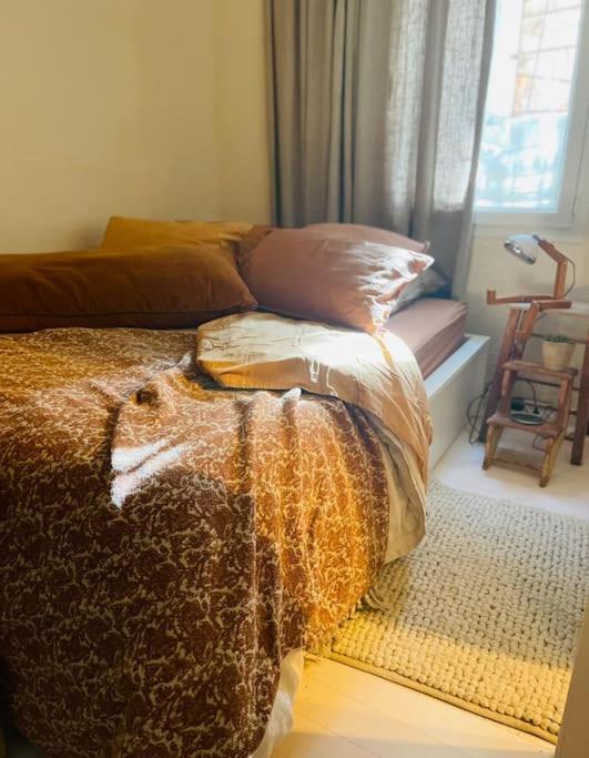 C'est La Vie… A Apartment *