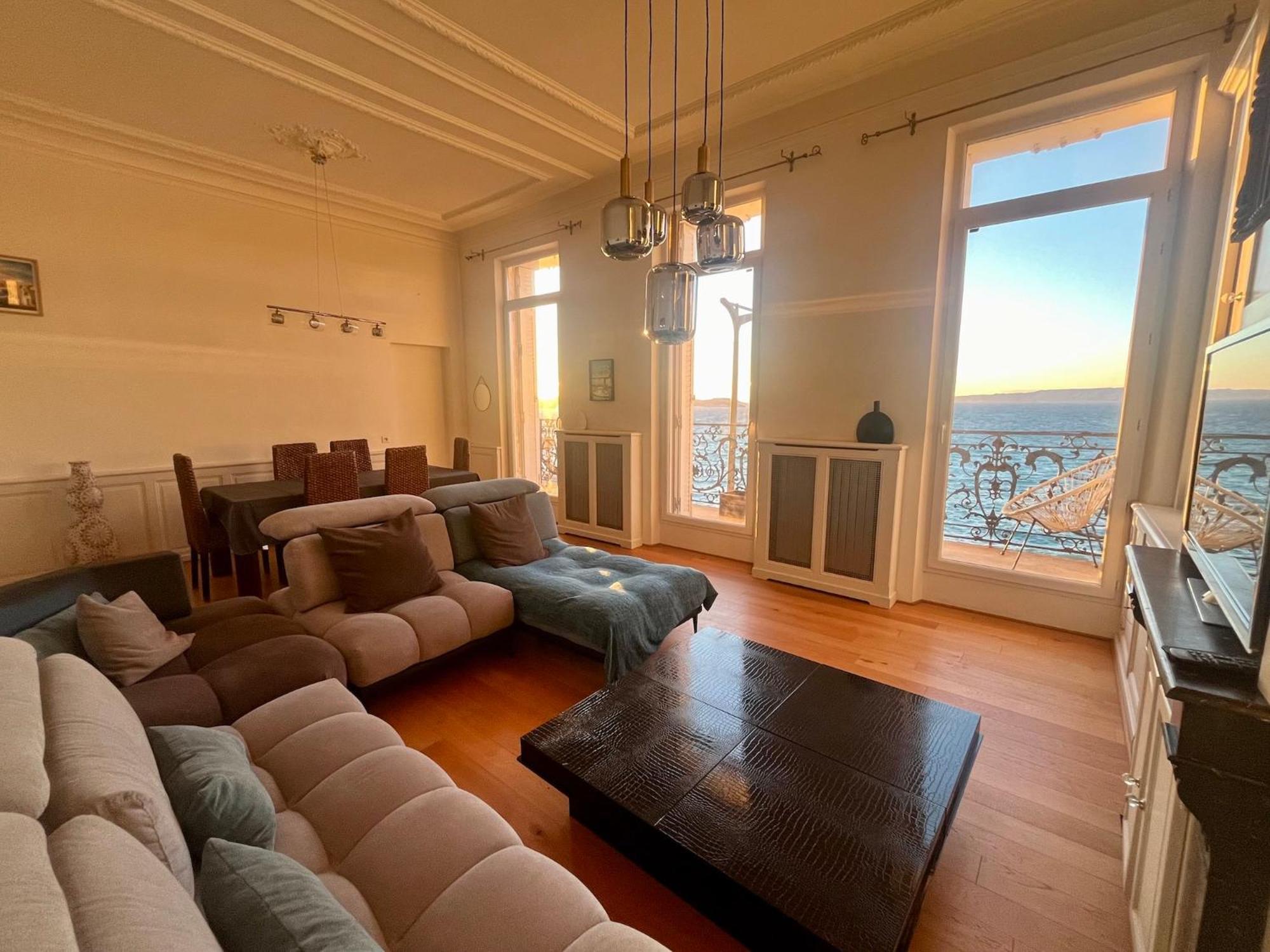 Sur La Corniche Kennedy Face A La Apartment Marseille