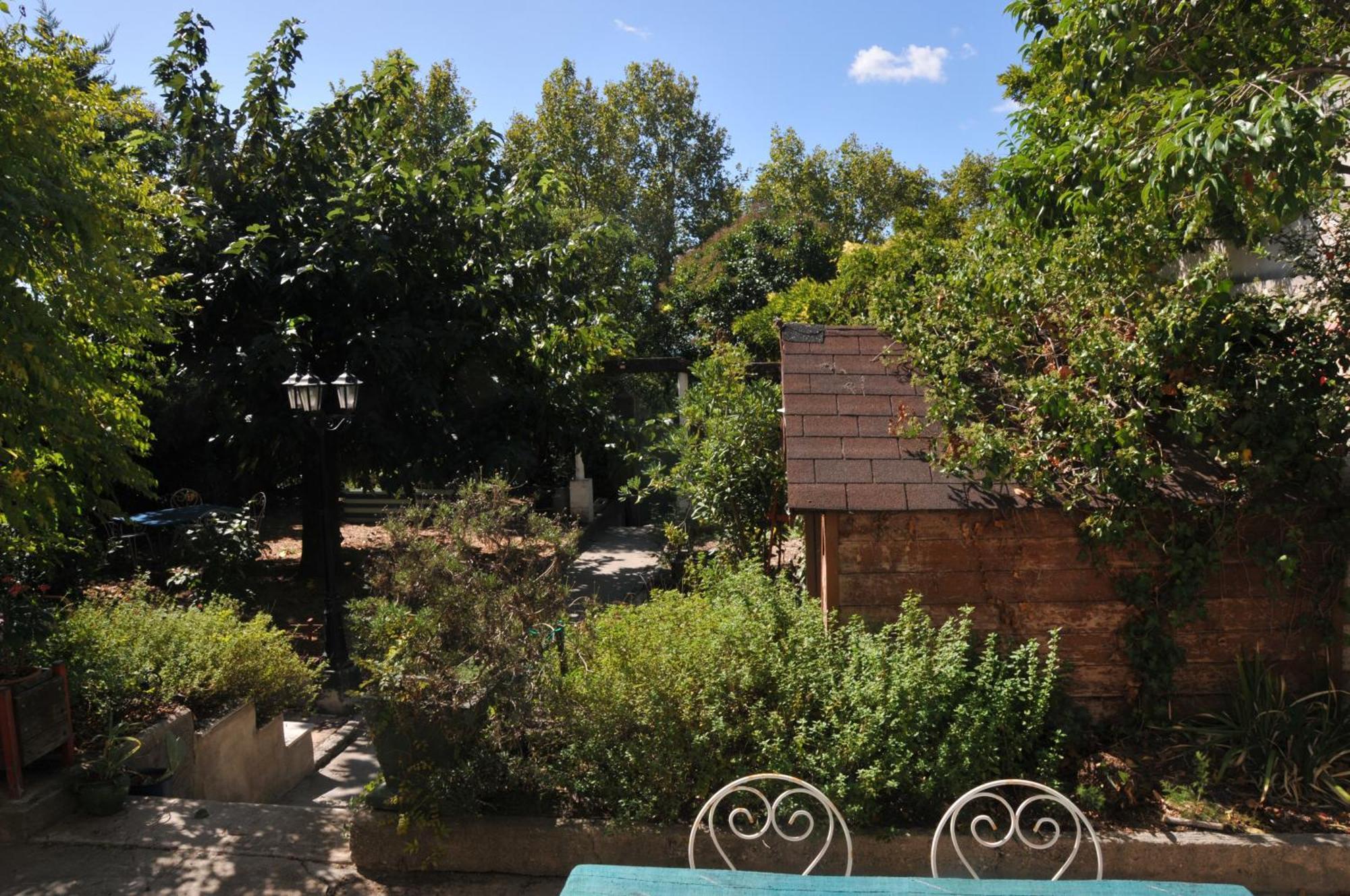 Maison Entiere Avec Un Grand Jardin A 15 Min Du Centre En Transports: Bienvenue A Qg ! Villa Marseille