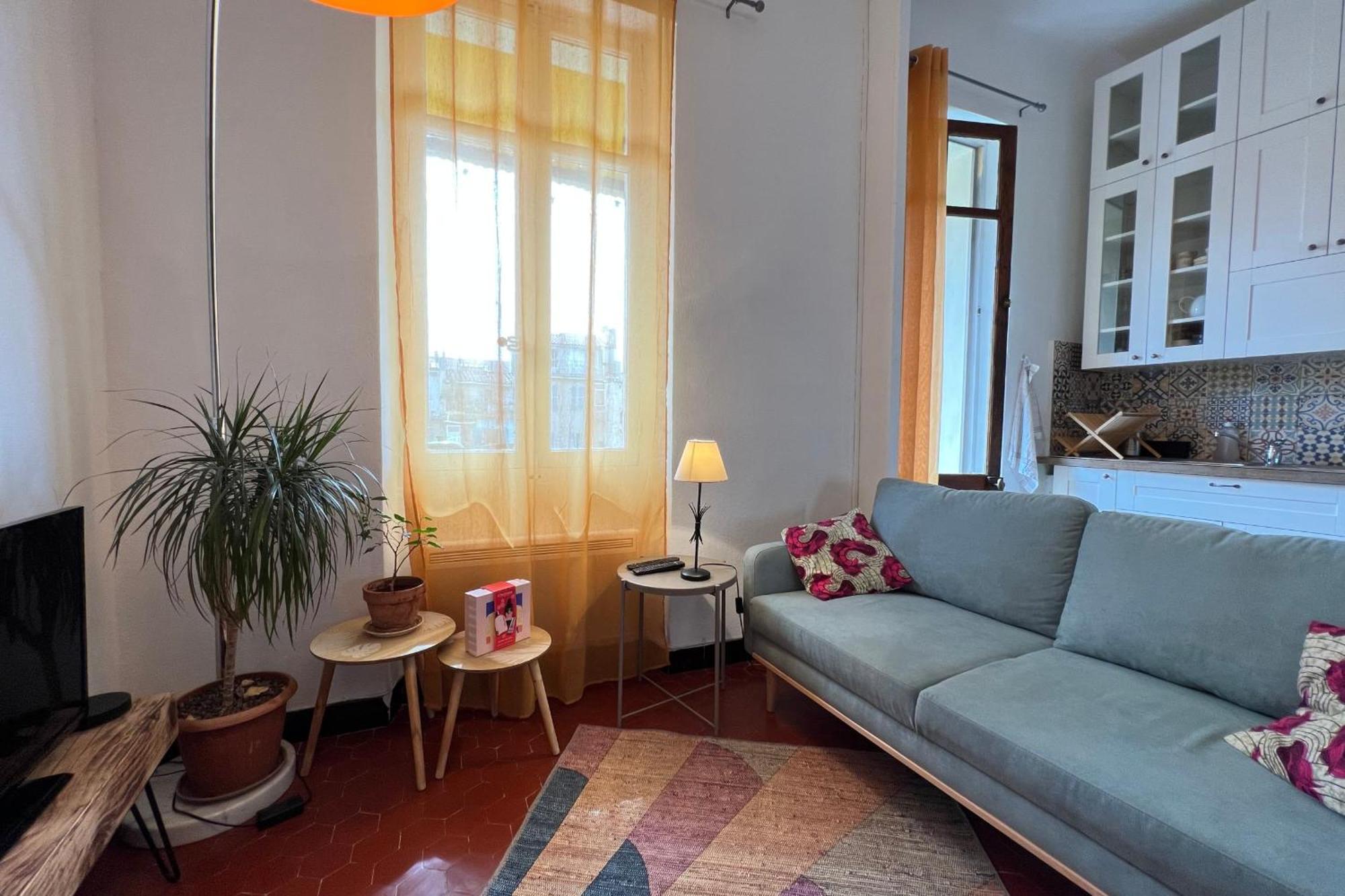 Escaledubonheur ! Balconnetflix * Marselha