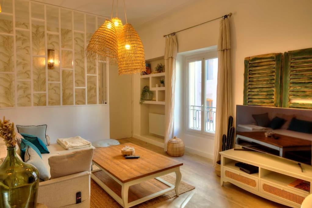 Appartement Design Flat On The Old Port-marseille Marseilles