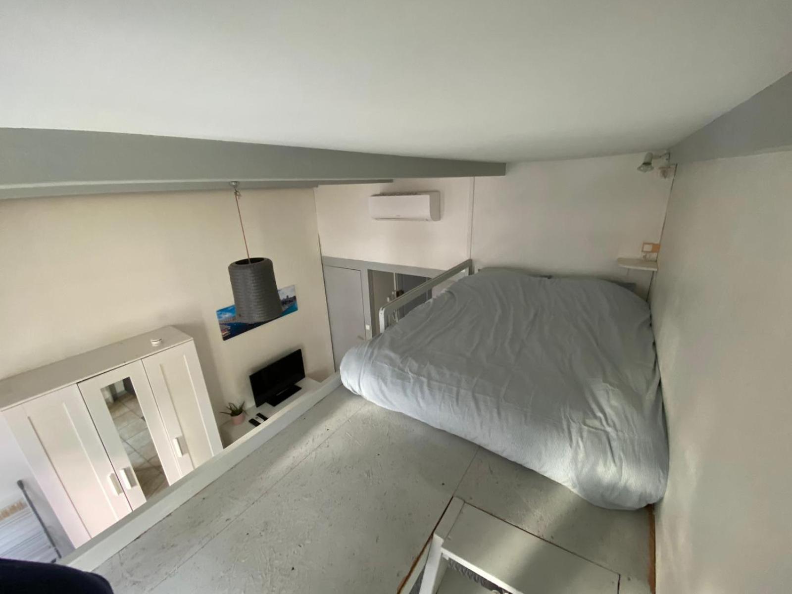 Apartment Centre Avec Climatisation Et Balcon *