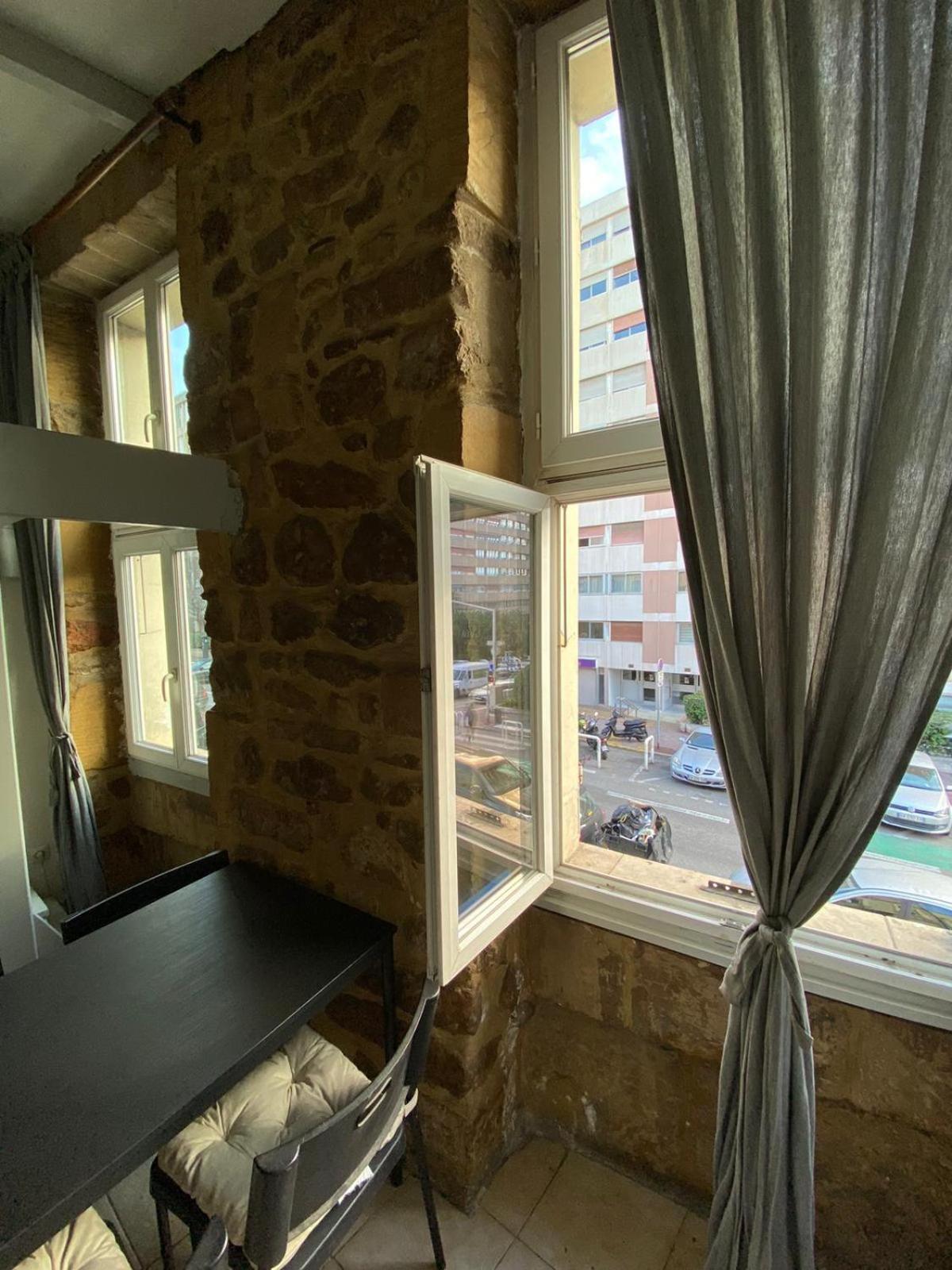 Centre Avec Climatisation Et Balcon Apartment *