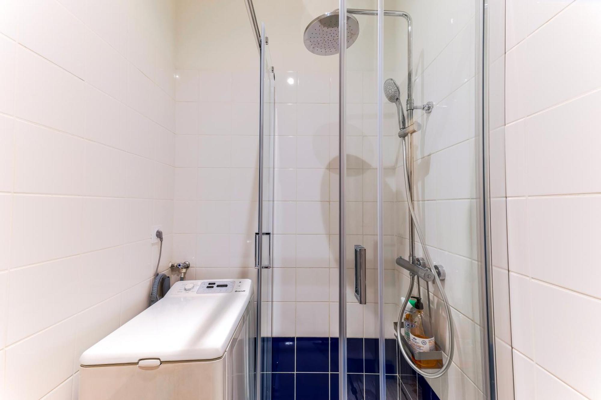 Shell 26m2, 120m Vieux-port, Clim, Wifi, Acces Autonome Avec Code Appartement *