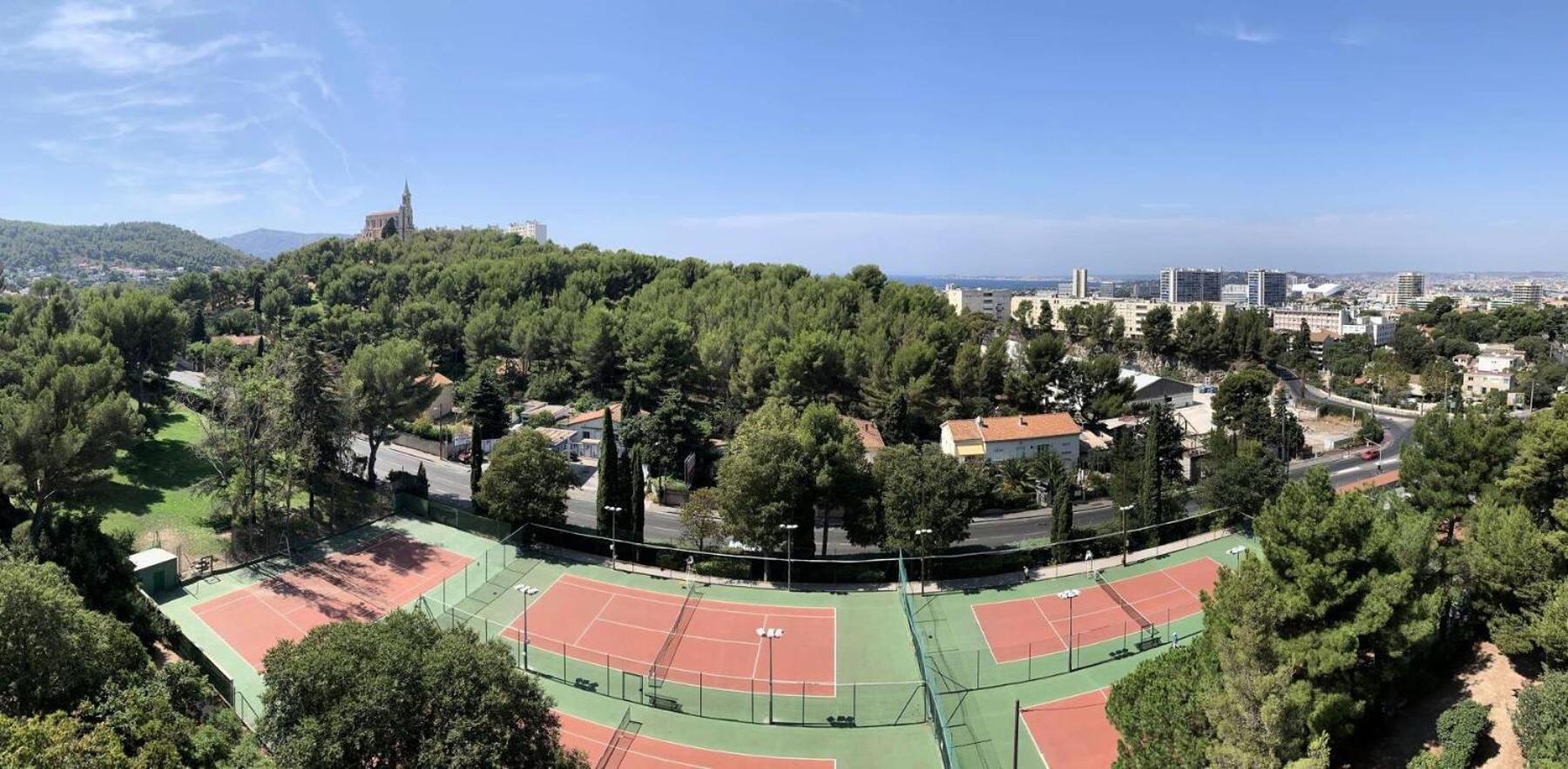 Appartement La Rouviere - 5 Pieces Pour 8 Personnes 994 Marseilles