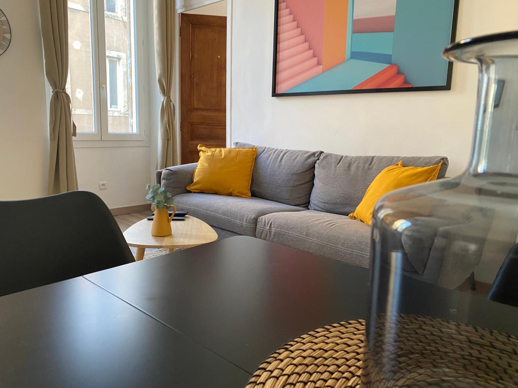 Apartment Republique / La Joliette *