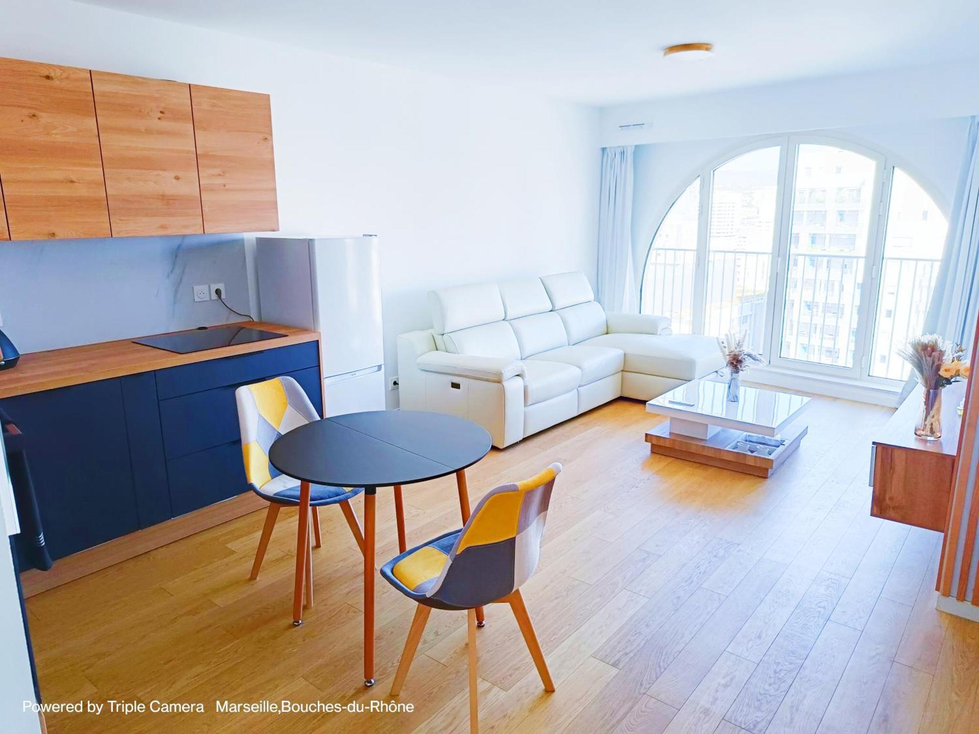 Standing Free Parking Balcony Terrasse & Clim Apartment