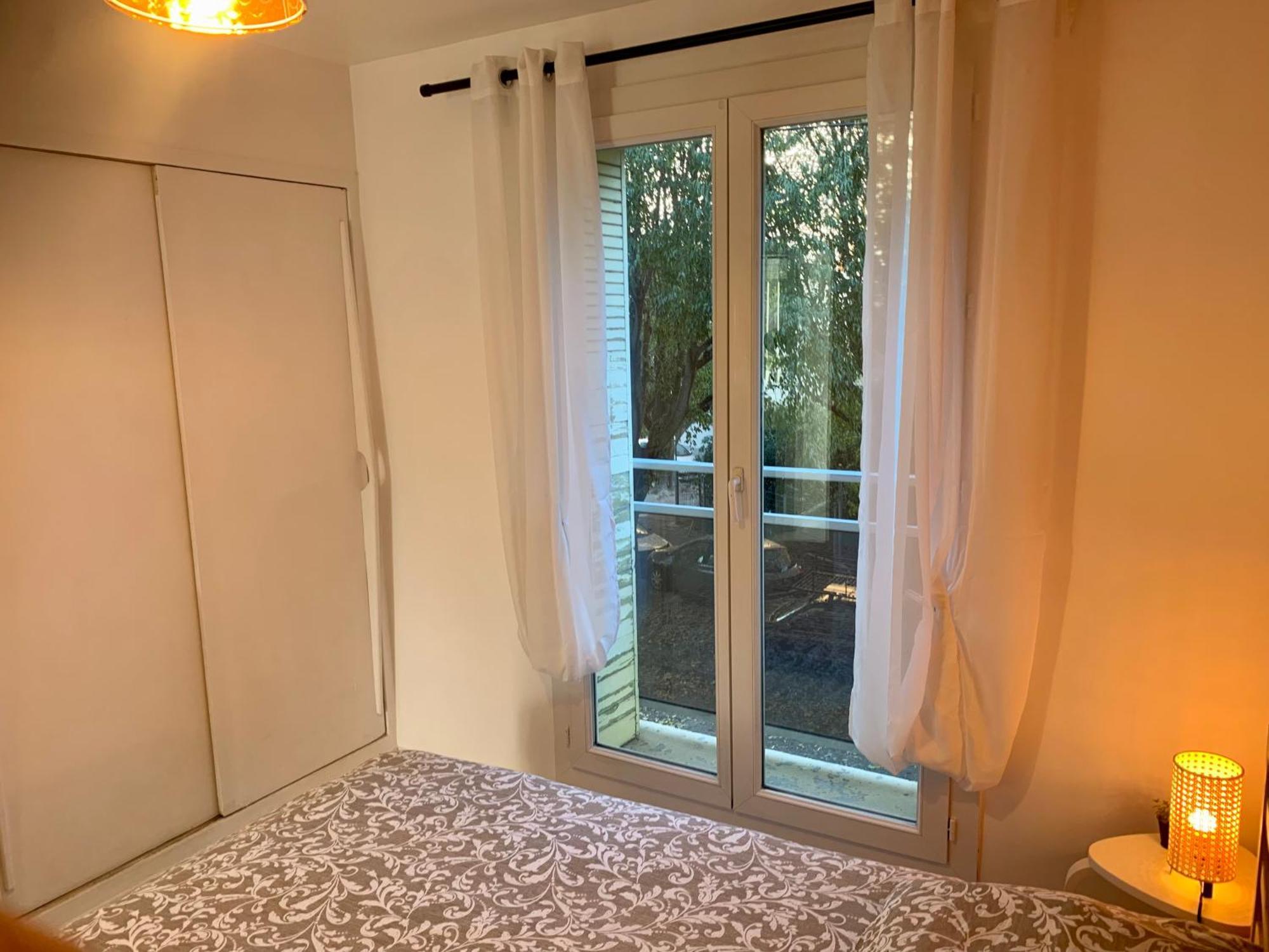 Apartment T3 + Parking Proche Stade *