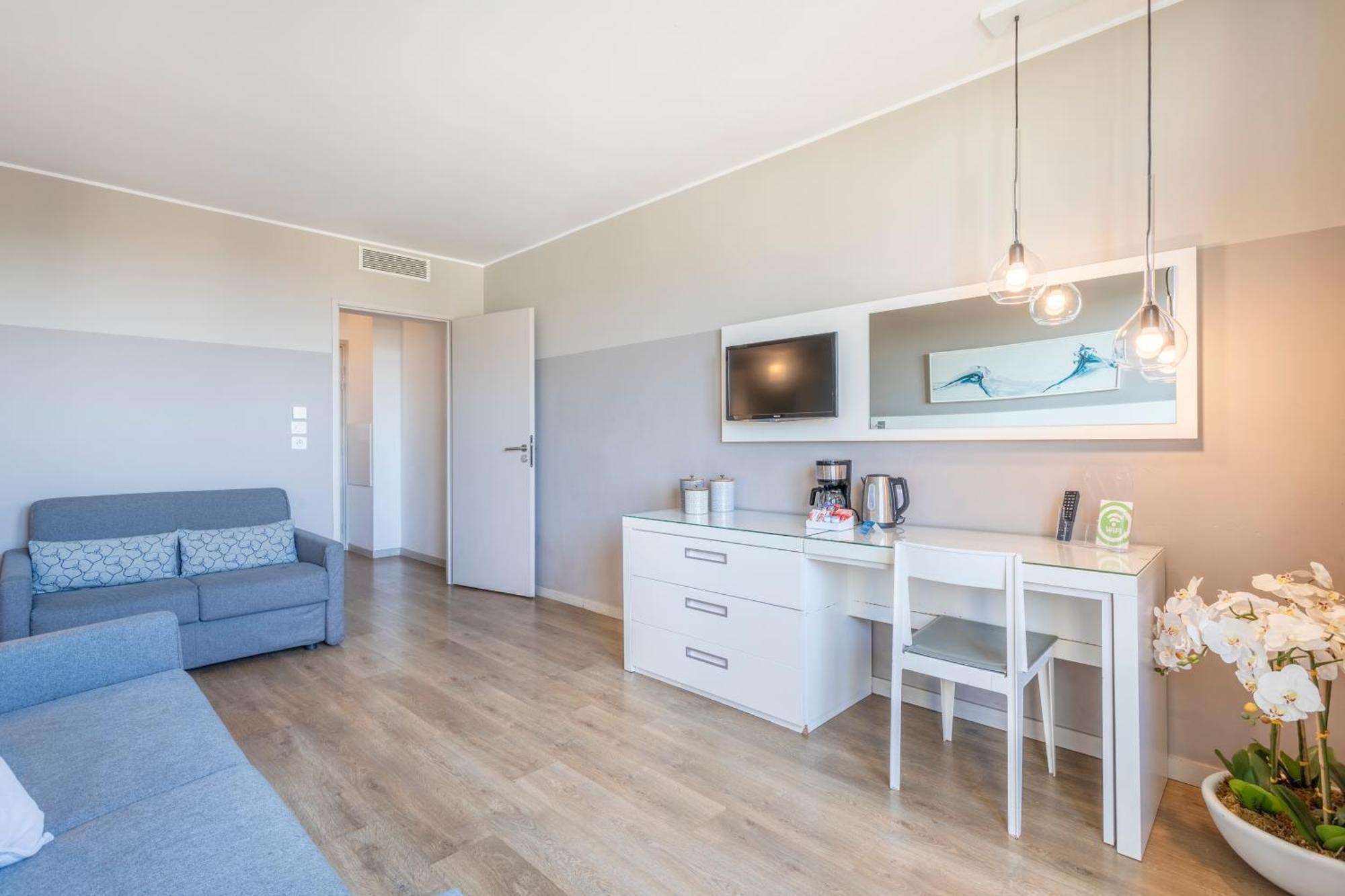 Zenitude Residences Saint-charles Aparthotel Marseilles