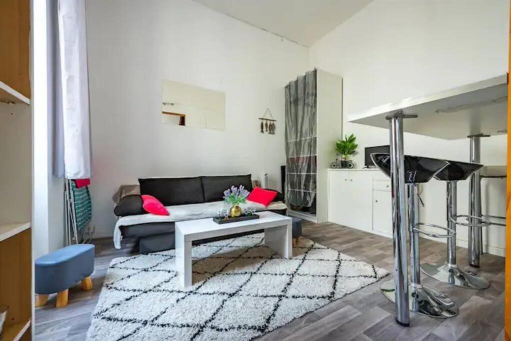 Studio Cosy -au Coeur De La Joliette Căn hộ