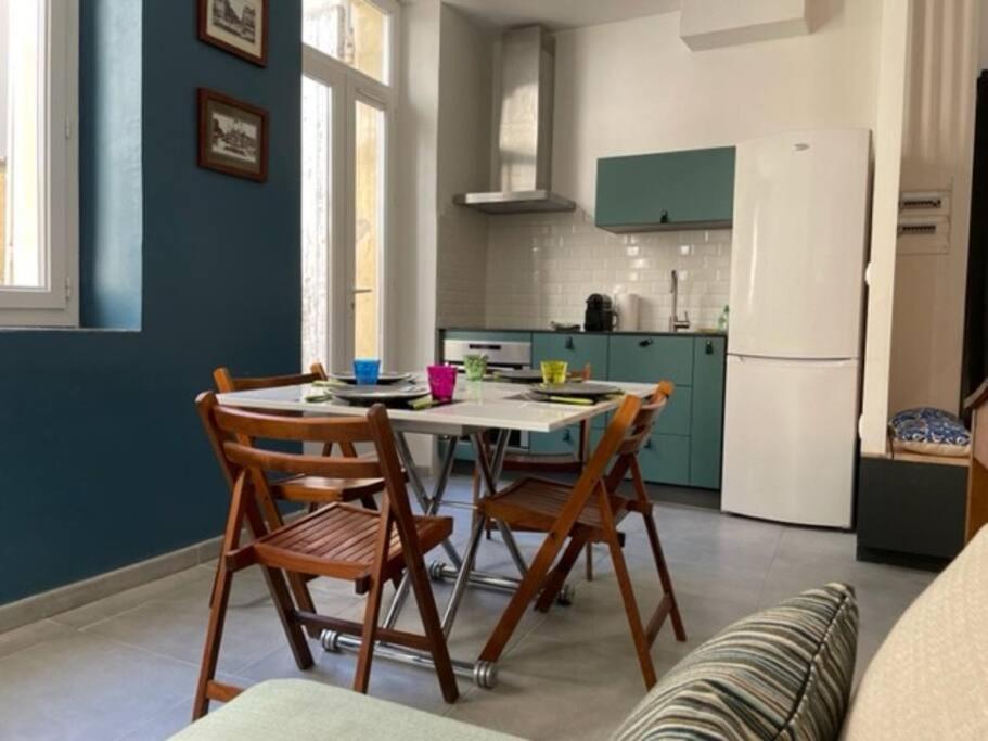 Cote Cour Appartement Marseilles