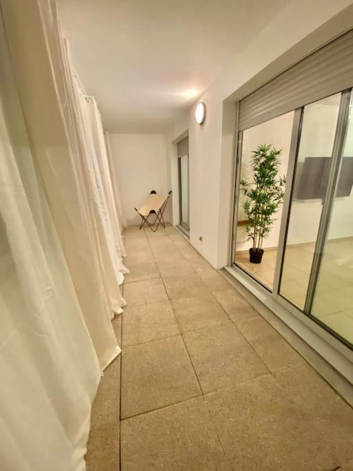 Havre De Paix La Joliette : Urban Modern Cosy Chic Apartment *