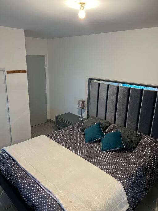 Joliette , 4 Chambres, Wifi Marseille