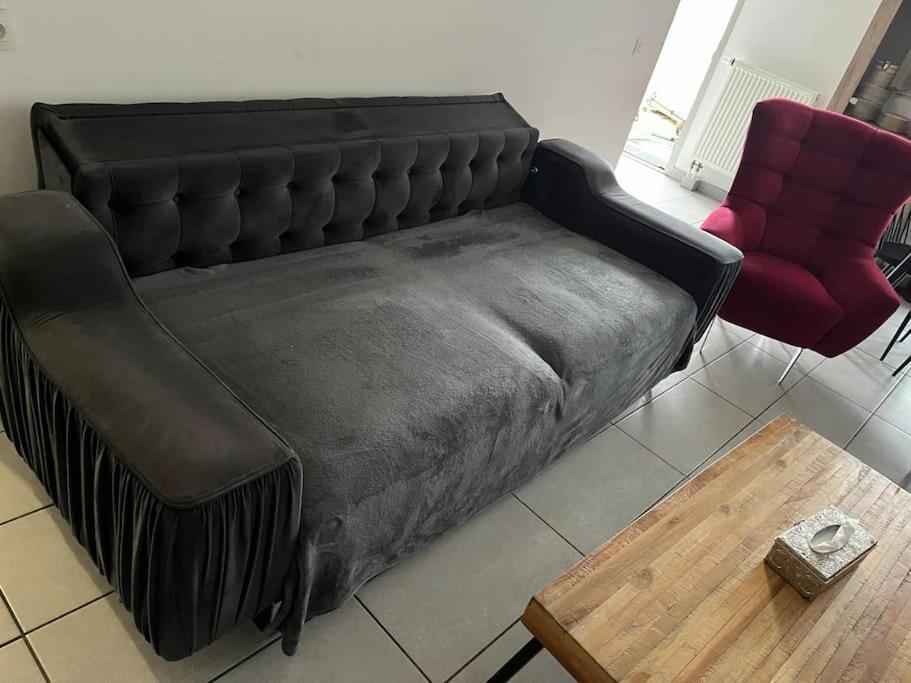 Joliette , 4 Chambres, Wifi *
