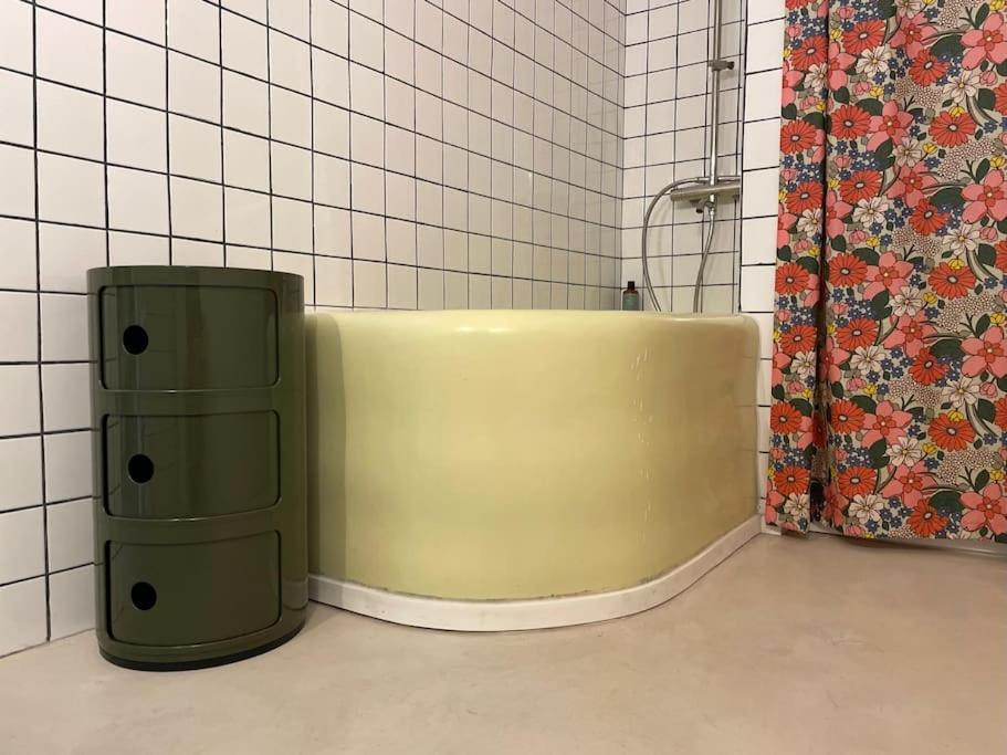 8aub - Superbe Cosy A Deux Pas Du Vieux Port *