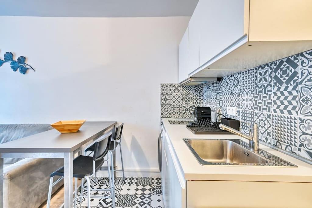 Prado Studio A 5 Min Des Plages Apartamento Marsella