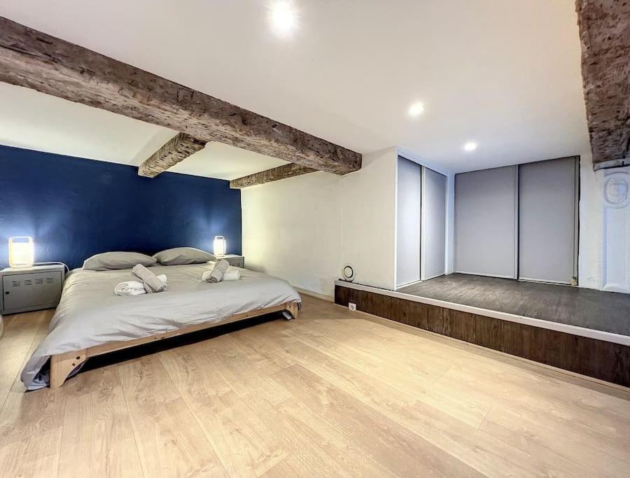 Appartement Charming Mezzanine - Historic District - Les Freres De La Loc'