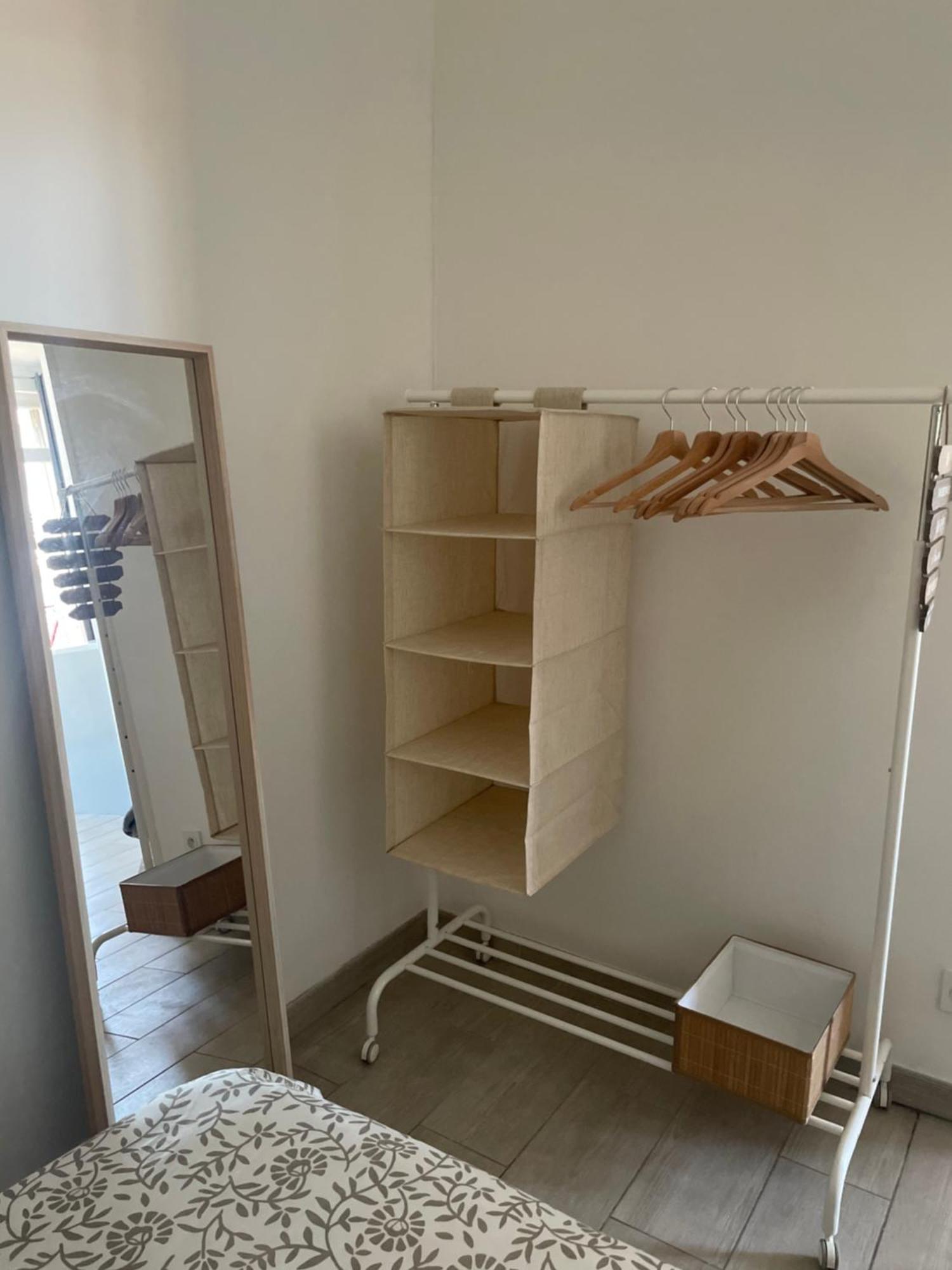 Lumineux 2 Pieces - Centre-ville Climatise - Netflix Prime Canal - Bien Place Apartment