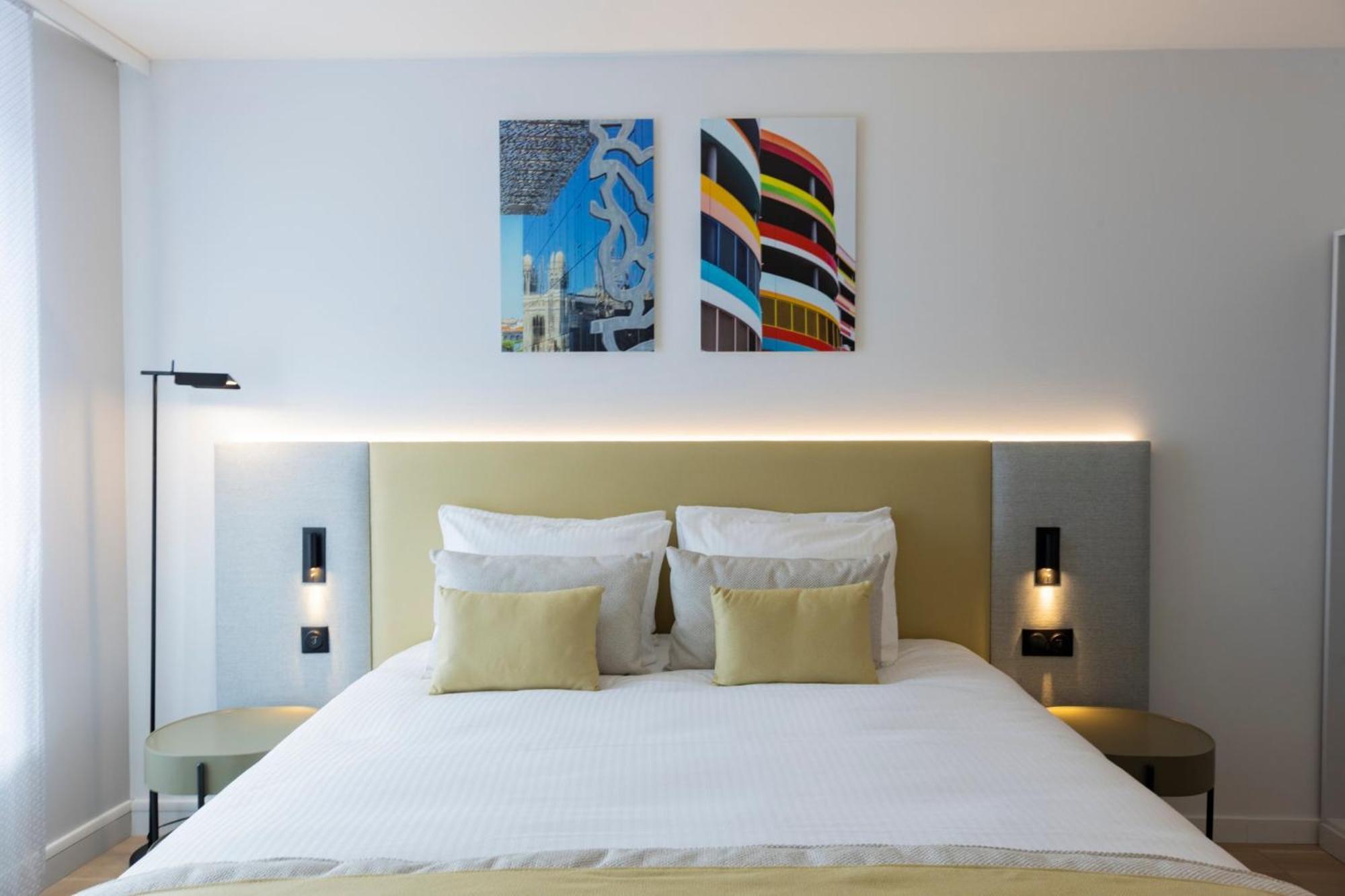 Crowne Plaza - Le Dome Hotel