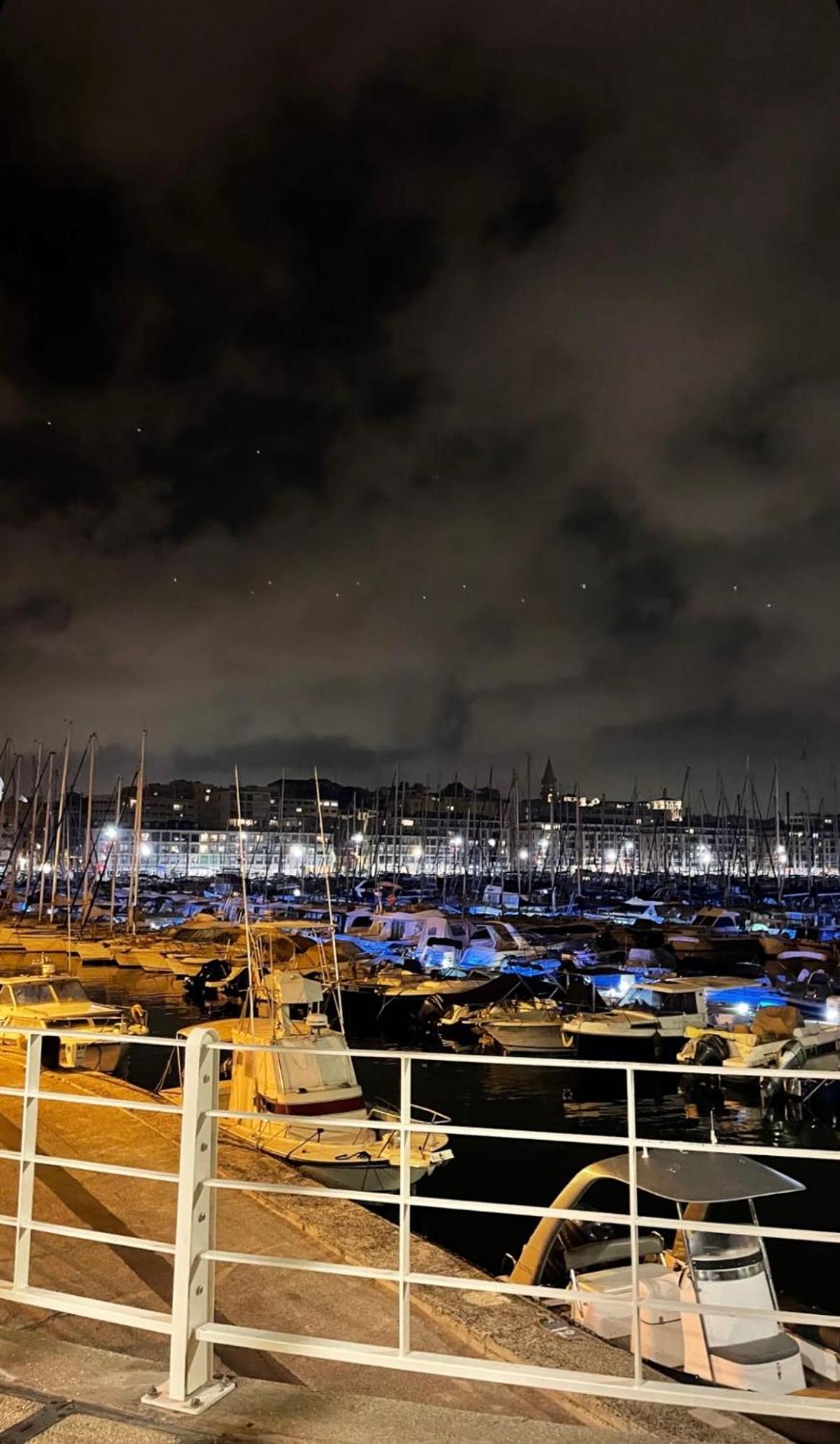 T2 Vue Catalans - Netflix - Velodrome Marseille