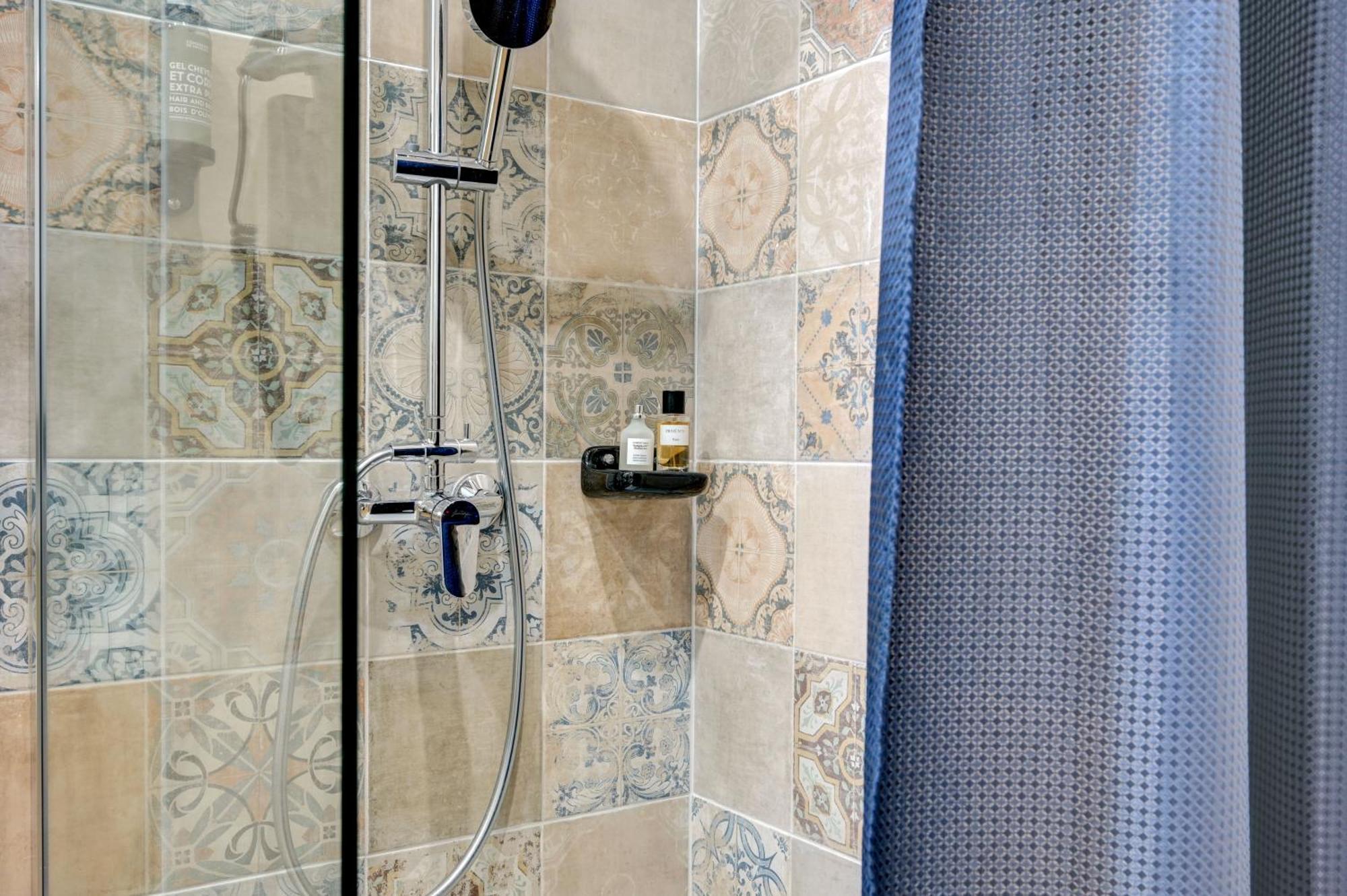 Boutique Provencia Marseilles