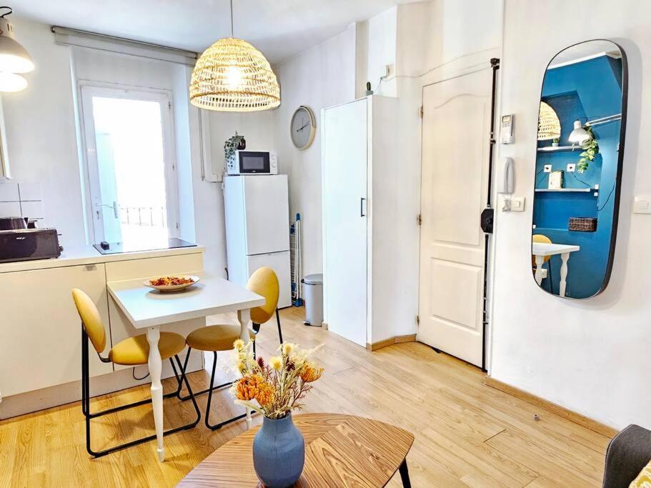 Air-conditioned With 2 Balconies Apartamento Marselha