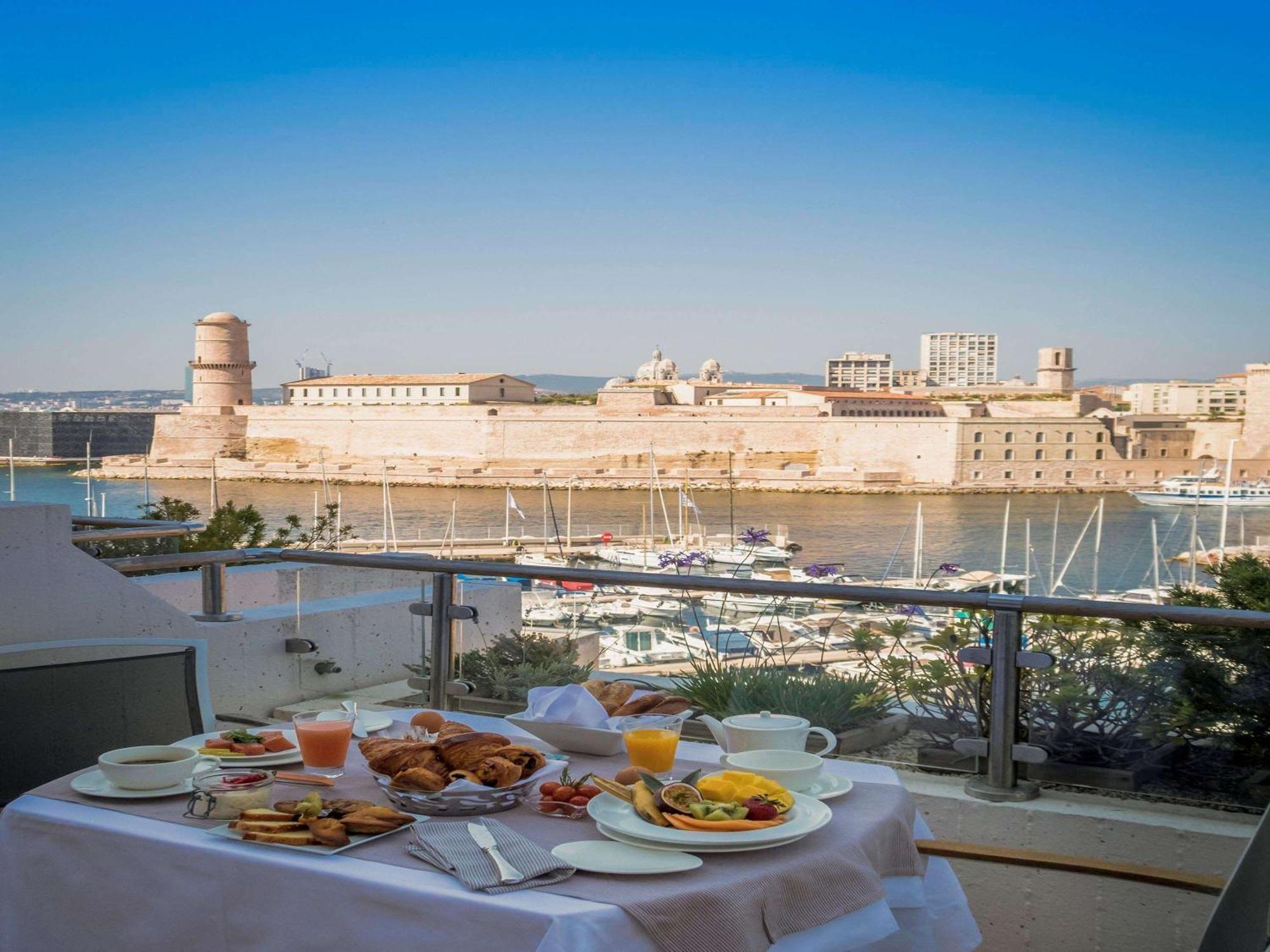 Khách sạn Sofitel Vieux-port 5*