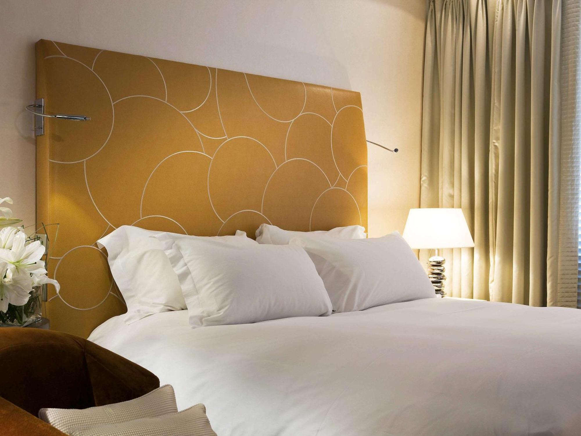 Sofitel Vieux-port Khách sạn 5*