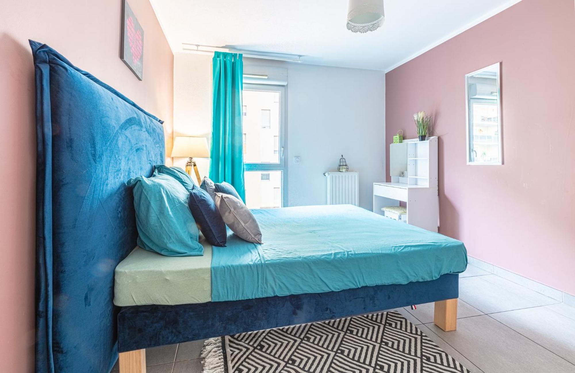 Apartamento Ideal Friends & Family - Hypercentre - Plage 3km - Balcon - Spatieux- Parking Prive *