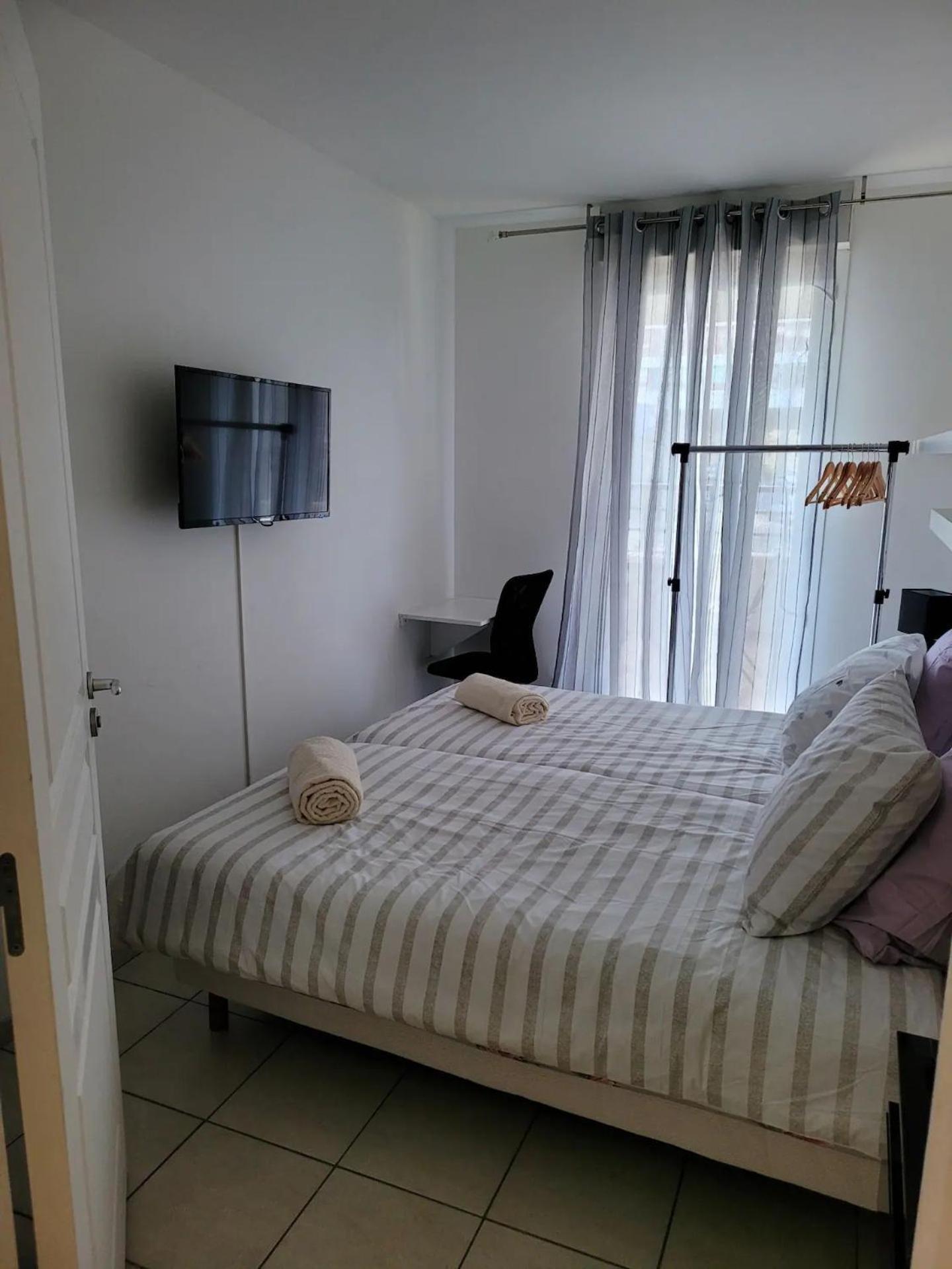 Panier De Papet, Velodrome/prado Avec Terrasse 3 * Marseilles