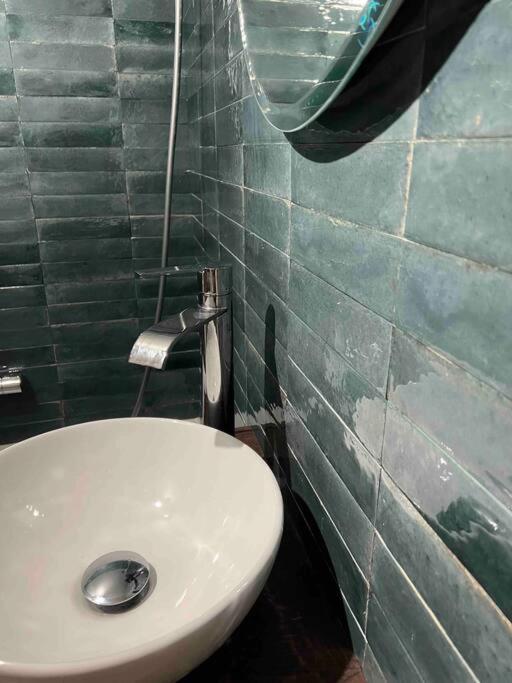 «entre Terre Et Mer » 5mins A Pied Plage/15mins Vieux Port Apartment *