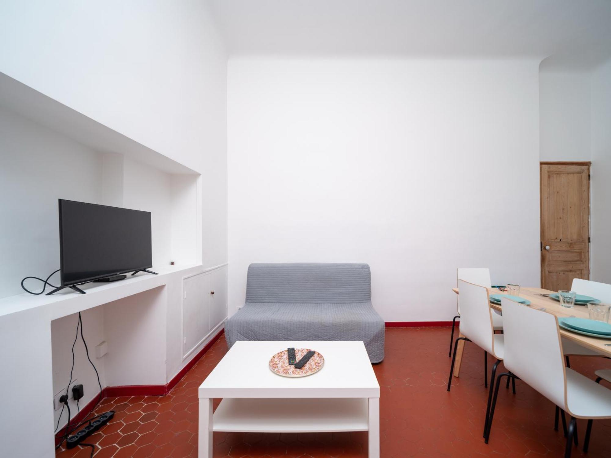 4 Couchages Bord De Pointe Rouge *