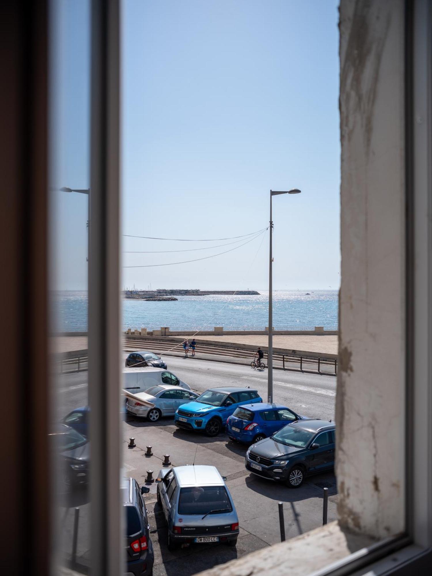4 Couchages Bord De Pointe Rouge * Marseilles