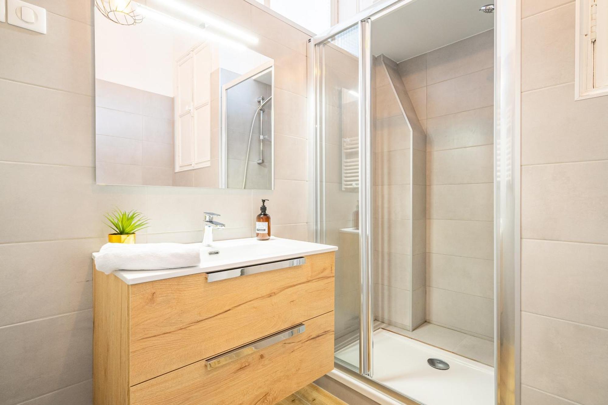Elana - Bel Dans La Quartier Du Camas Appartement Marseilles